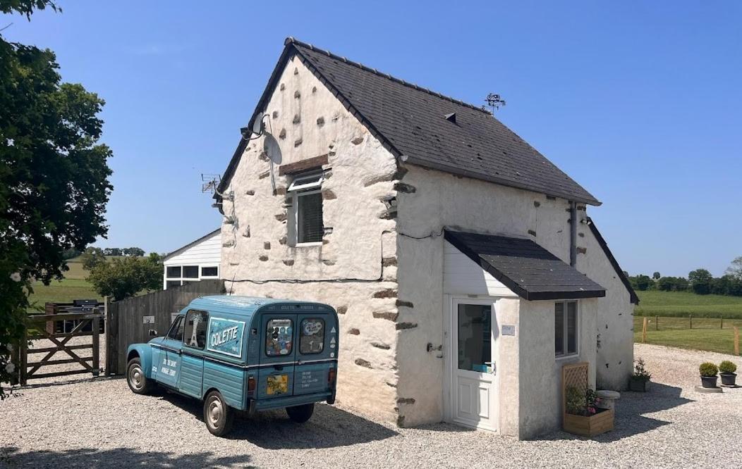 Le Jarrier Gite - Alpes Mancelles Villa Saint-Georges-le-Gaultier Exteriör bild